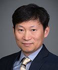 A head shot of Seong Cho