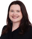Caitlin Demsky headshot