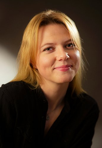 Katie Colwell headshot