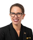 Headshot of Amy Mangold