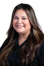 Jessie Gutierrez-Arredondo smiling at the camera
